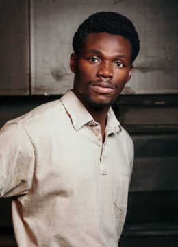 Foto Schauspieler Bless Amada