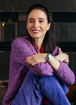 Porträt Ensemblemitglied Annette Holzmann