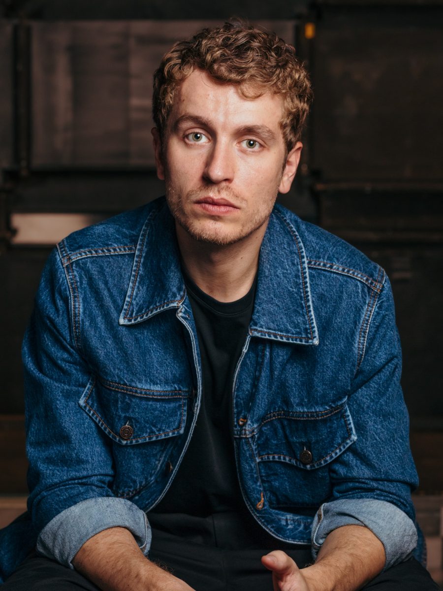 Porträtfoto von Schauspieler László Branko Breiding