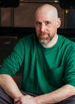 Porträt von Ensemblemitglied Sebastian Schindegger