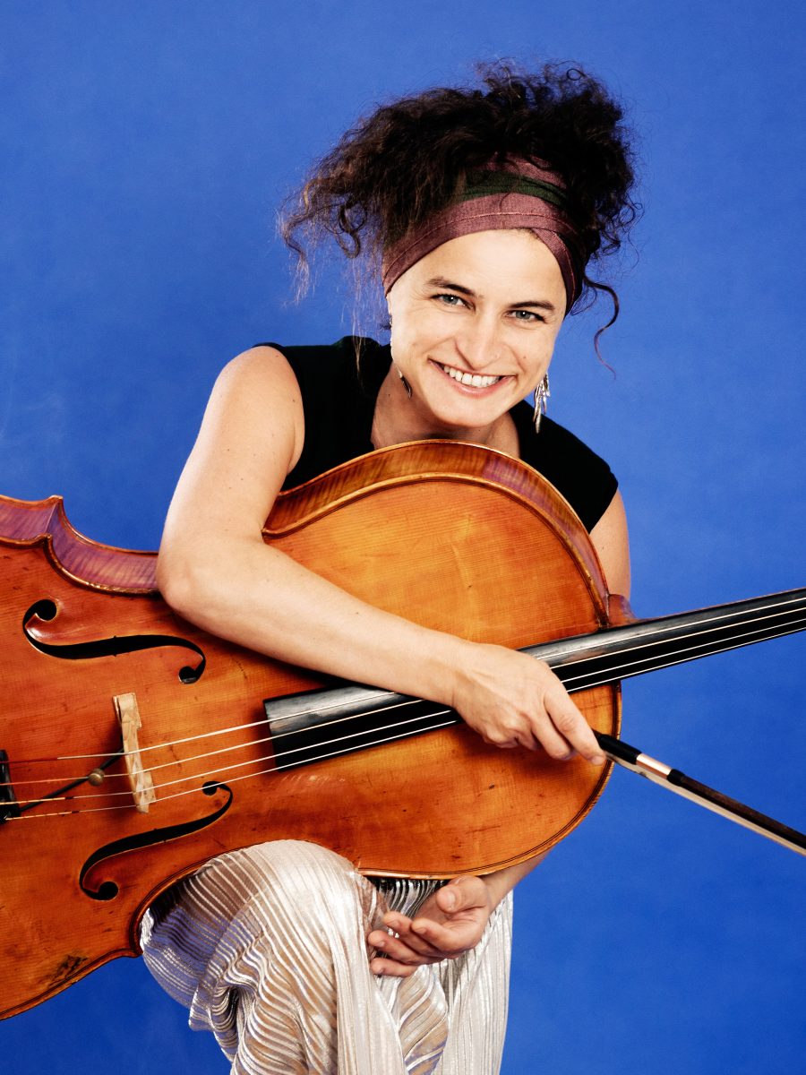 Foto mit Porträt von deeLinde