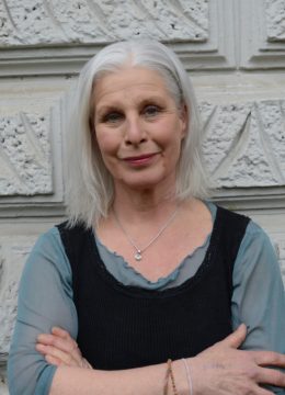 Foto mit Porträt von Eva Hofer