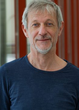 Foto mit Porträt von Lorenz Kabas